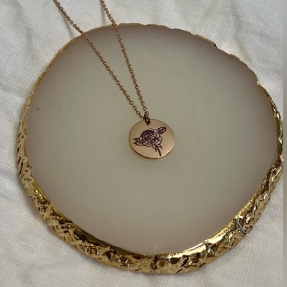 Dainty engraved ROSE Pendant | Rose Gold Stainless‎ Steel Necklace